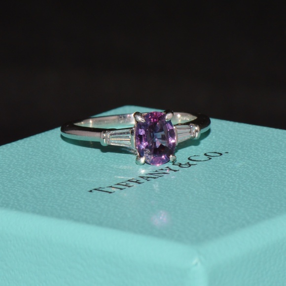 TIFFANY & CO. GIA CERTIFIED NATURAL 1.36CTS DIAMOND SAPPHIRE PLATINUM RING - Picture 3 of 15